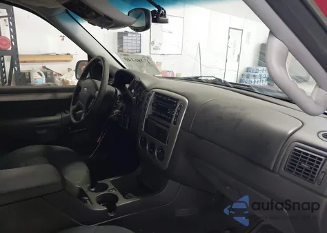 2004 Ford Explorer Nbx/Xlt z USA, uszkodzony, nr VIN 1FMDU73W54ZB41481